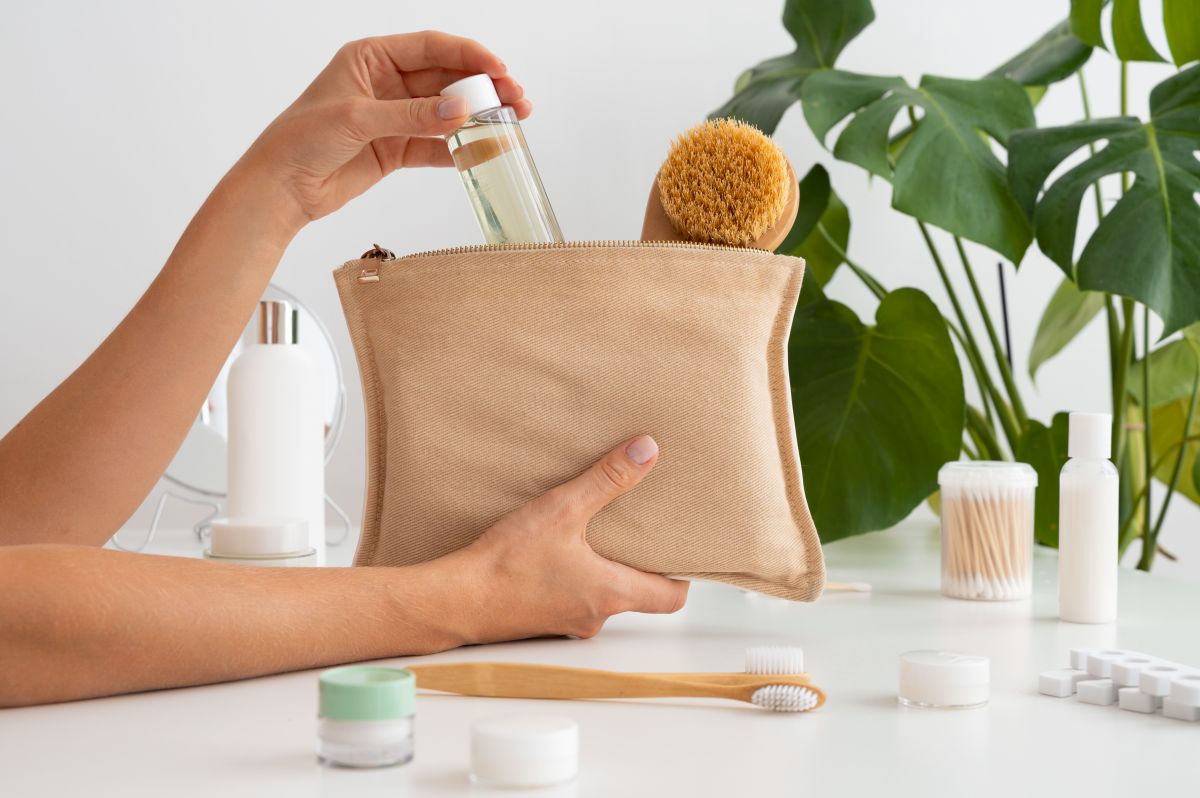 DIY: Jak uszyć kosmetyczkę z okienkiem